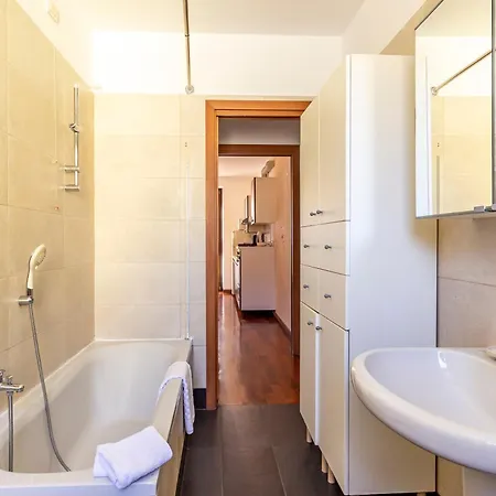 Station & Center - Self Check-in & Remote Access Apartment Como